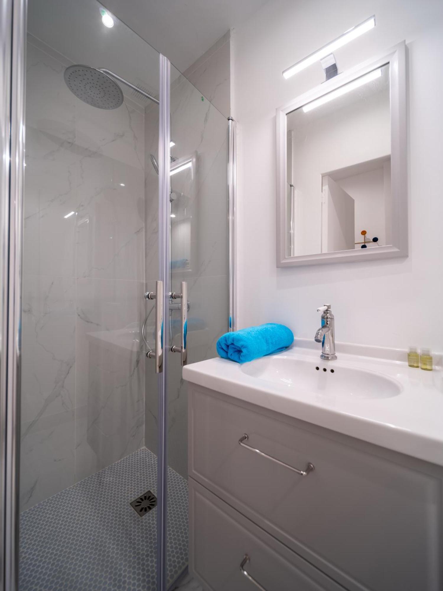 " Le Barthelemy " Appartements Neufs Climatises Tout Equipes Au Coeur De Marseilles Buitenkant foto